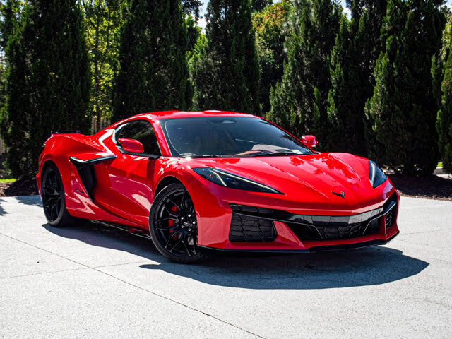 2024 Chevrolet Corvette Z06 3LZ Coupe RWD photo 2