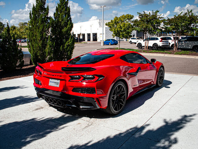 2024 Chevrolet Corvette Z06 3LZ Coupe RWD photo 10