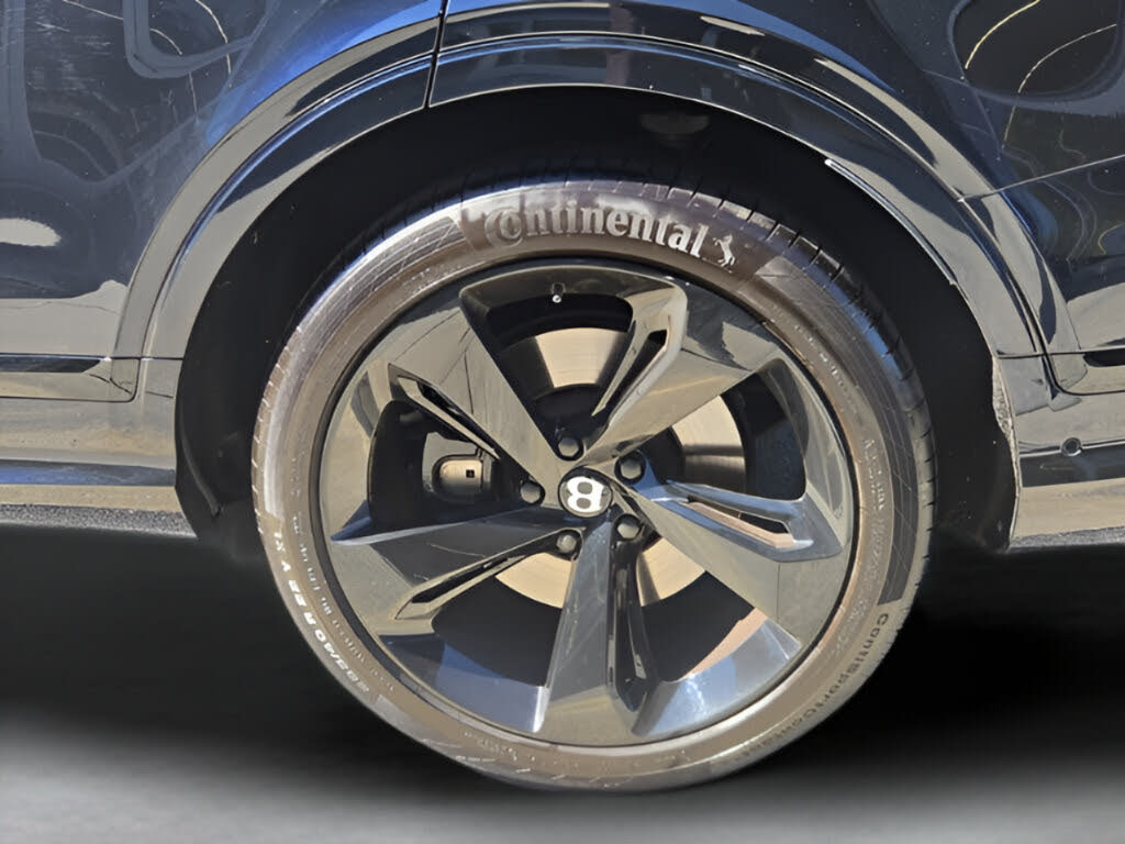 2023 Bentley Bentayga V8 AWD photo 17
