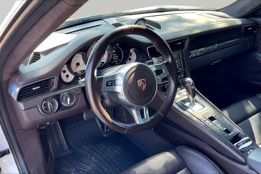 2015 Porsche 911 Turbo S Coupe AWD photo 16 of 24