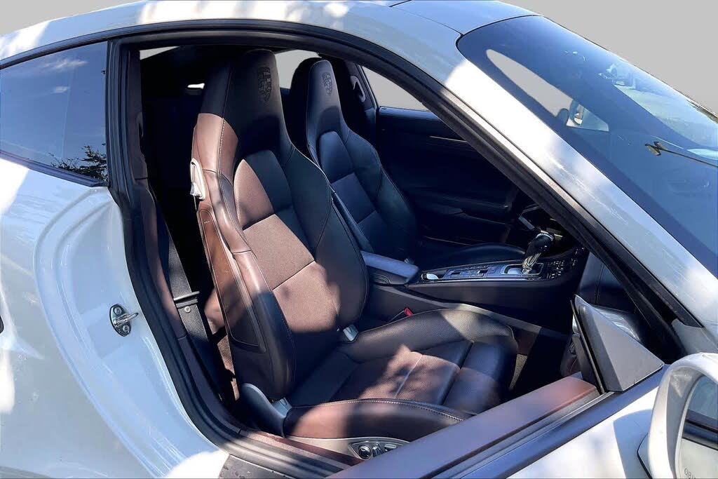 2015 Porsche 911 Turbo S Coupe AWD photo 8 of 24