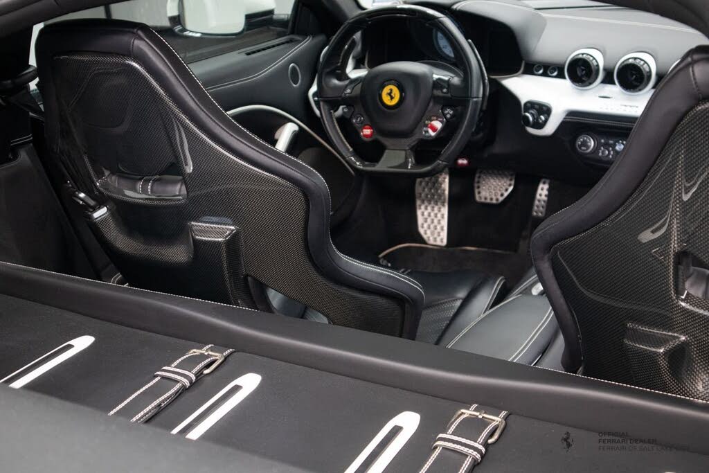 2016 Ferrari F12 Berlinetta Coupe photo 6
