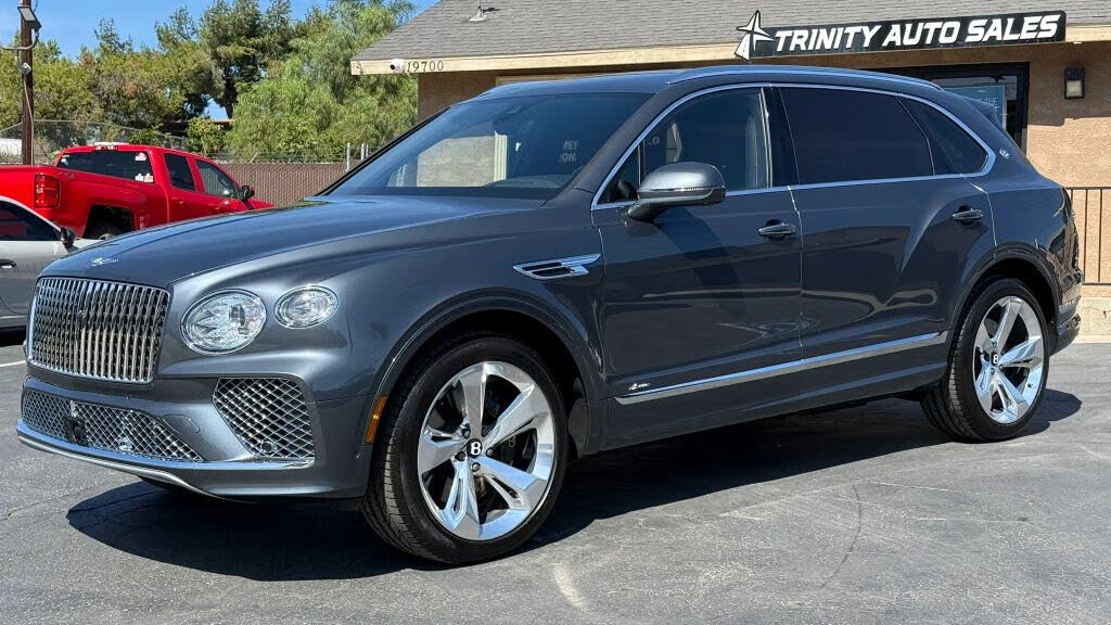 2025 Bentley Bentayga Azure V8 AWD