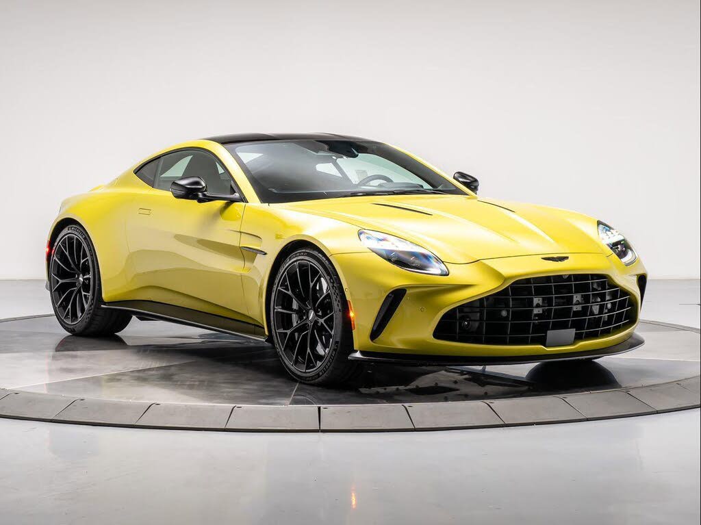 2025 Aston Martin Vantage Coupe RWD