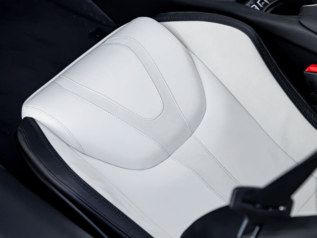 2027 McLaren 750S Spider RWD photo 19