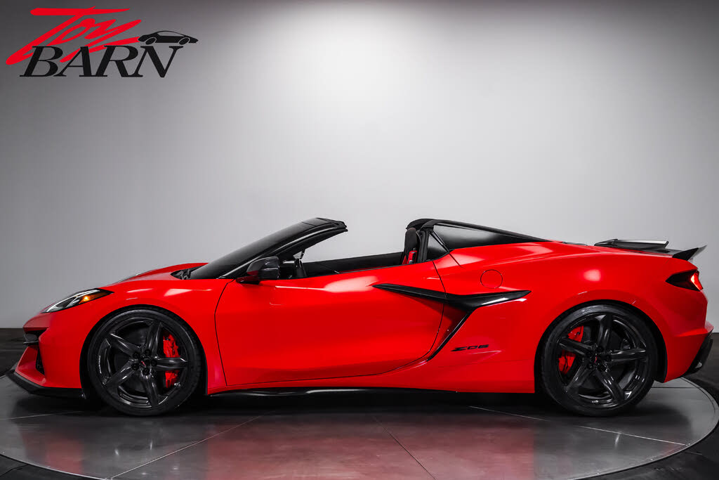 2023 Chevrolet Corvette Z06 3LZ Convertible RWD photo 2
