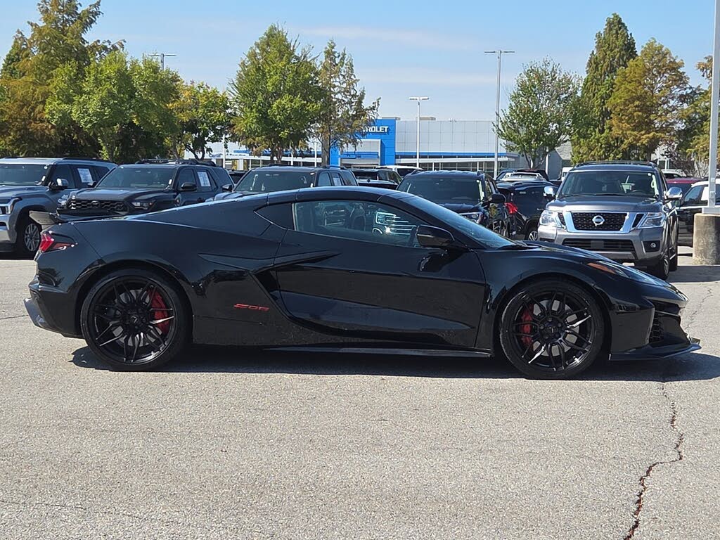 2026 Chevrolet Corvette Z06 2LZ Coupe RWD photo 6