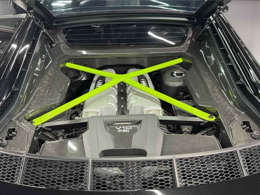 2020 Audi R8 quattro V10 Performance Coupe AWD photo 22 of 23