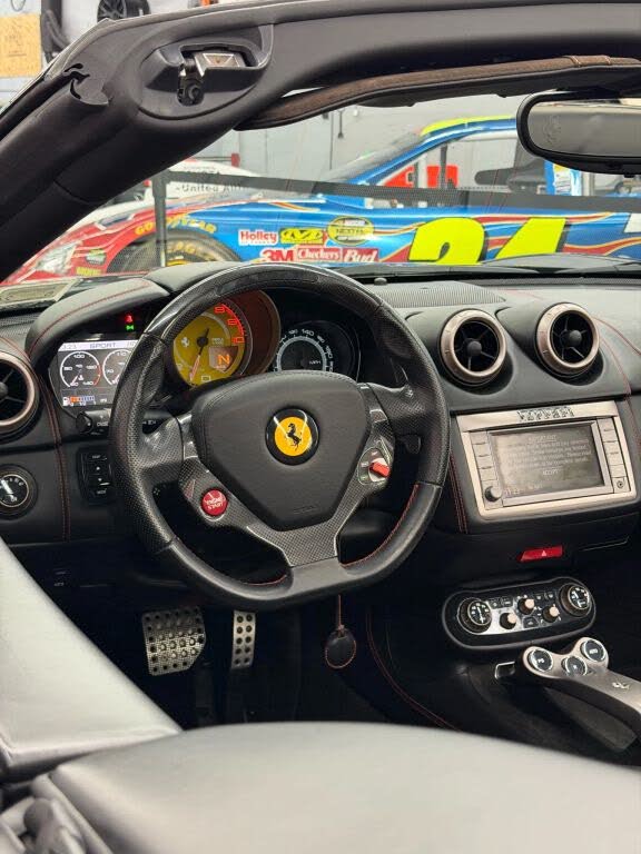 2010 Ferrari California GT Convertible photo 5