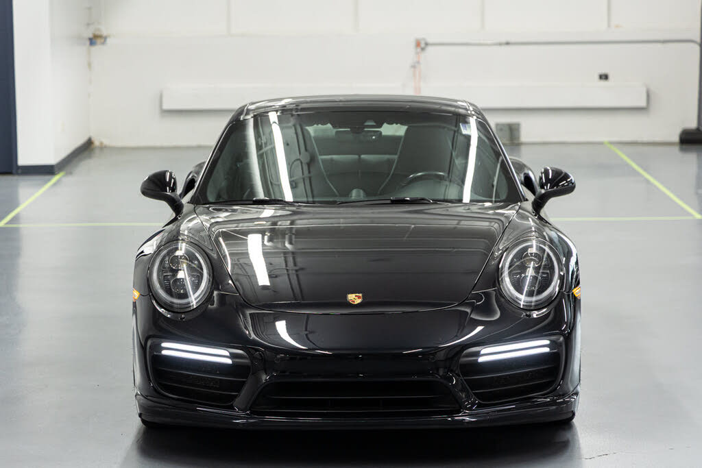 2018 Porsche 911 Turbo S Coupe AWD photo 12 of 24