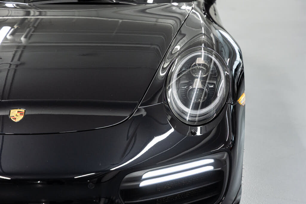 2018 Porsche 911 Turbo S Coupe AWD photo 14 of 24