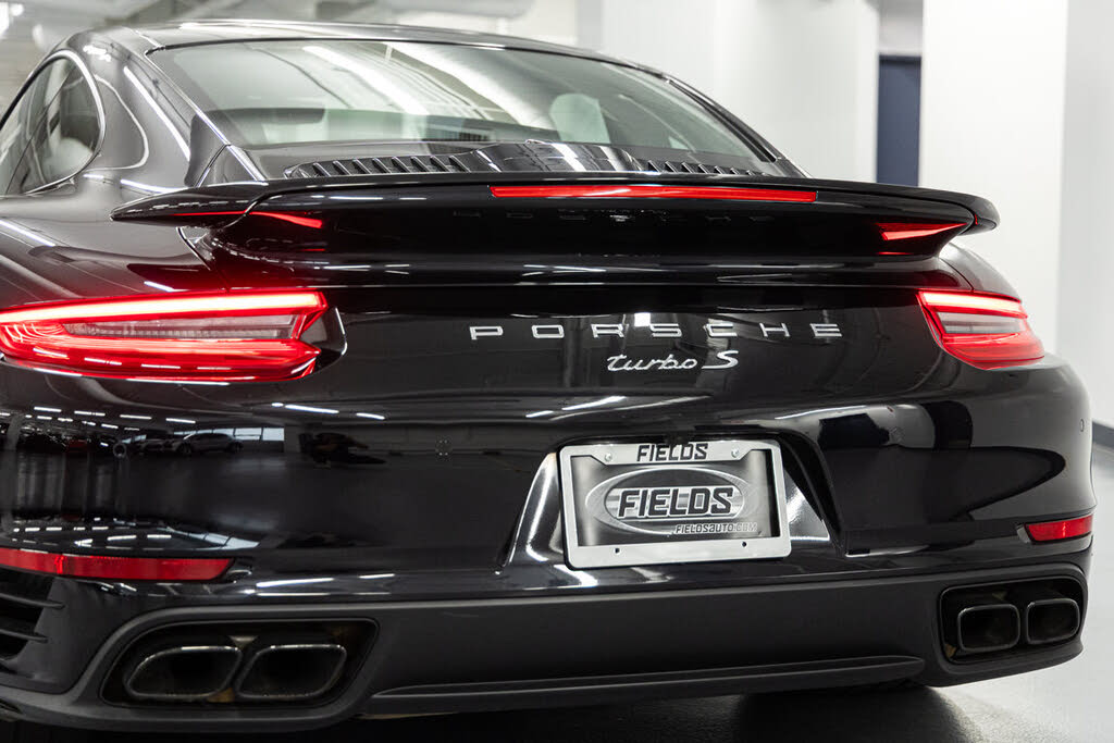2018 Porsche 911 Turbo S Coupe AWD photo 23 of 24
