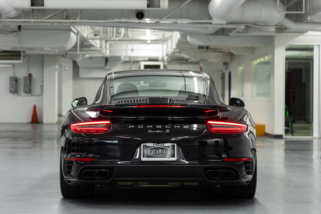 2018 Porsche 911 Turbo S Coupe AWD photo 9 of 24