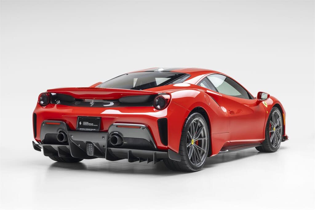 2020 Ferrari 488 Pista Coupe RWD photo 11 of 24