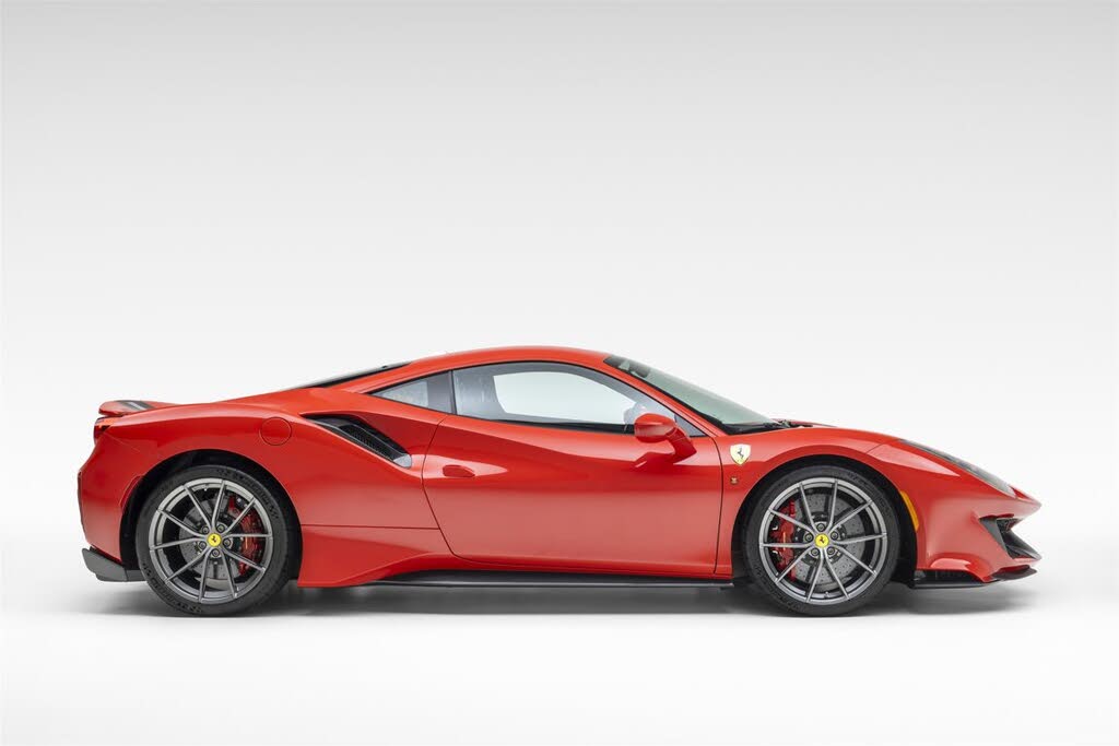 2020 Ferrari 488 Pista Coupe RWD photo 13 of 24