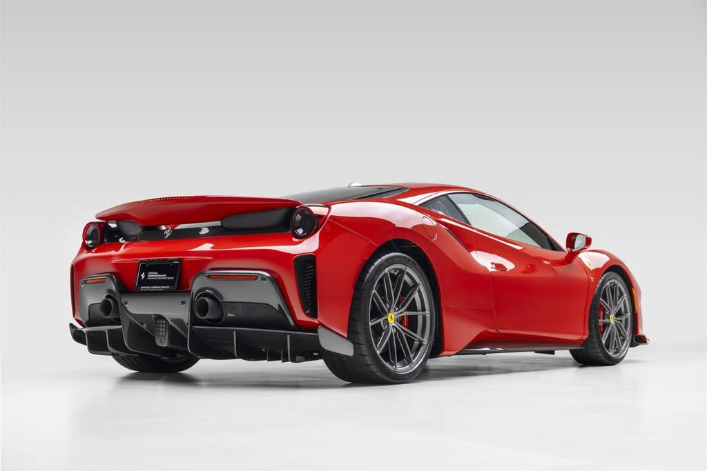 2020 Ferrari 488 Pista Coupe RWD photo 9 of 24