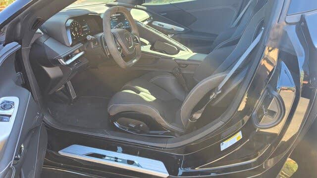 2025 Chevrolet Corvette Z06 1LZ Coupe RWD photo 4