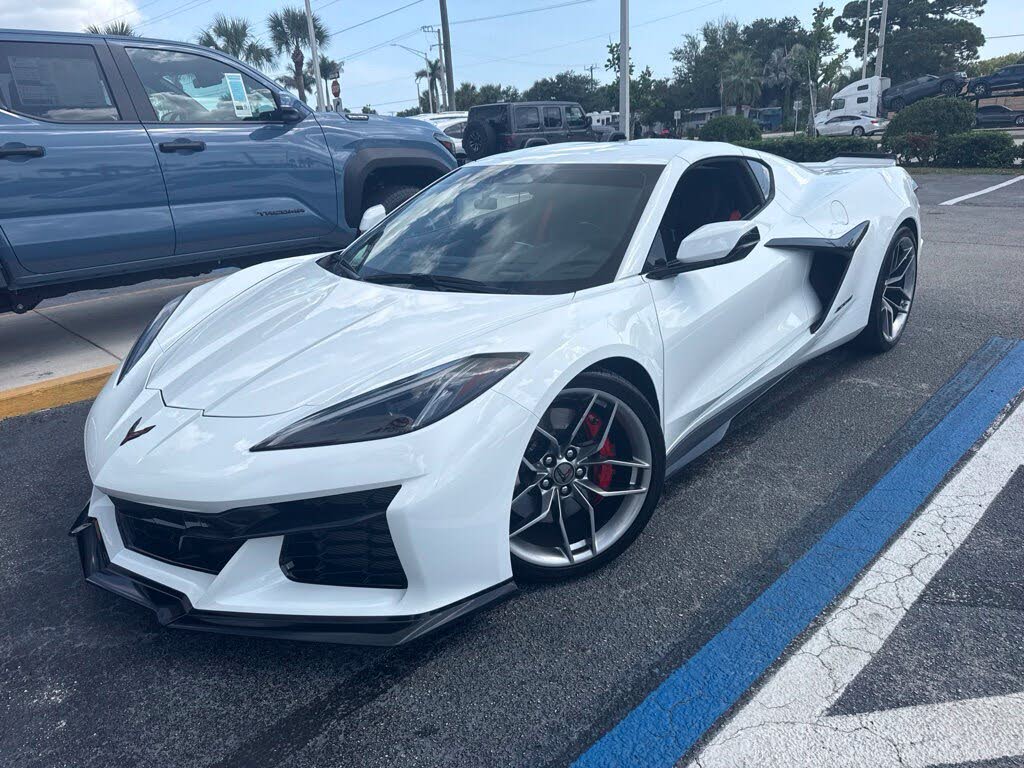 2025 Chevrolet Corvette Z06 2LZ Coupe RWD