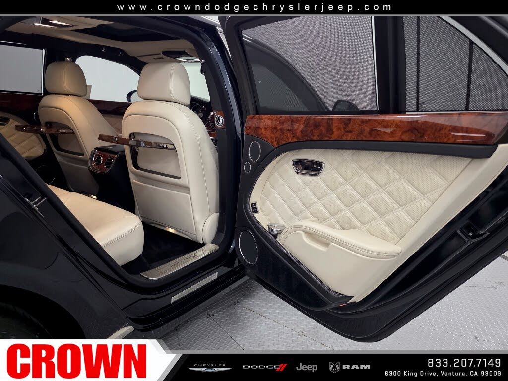2013 Bentley Mulsanne RWD photo 16