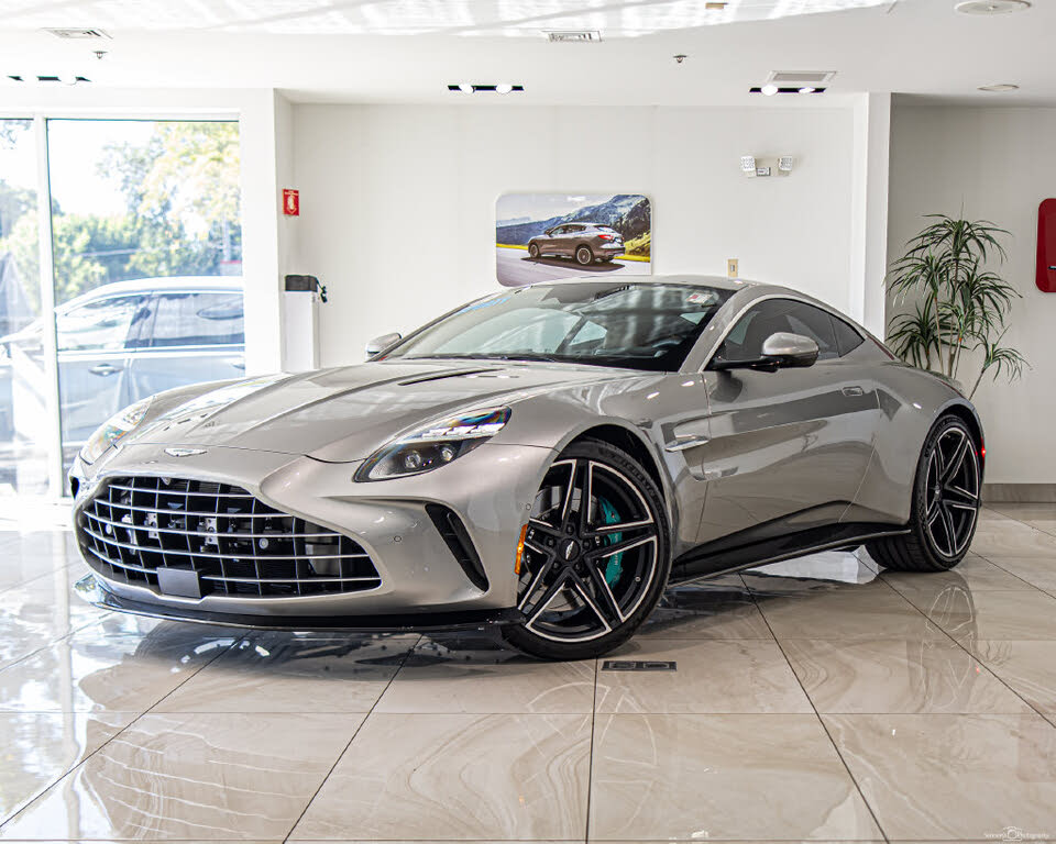 2025 Aston Martin Vantage Coupe RWD