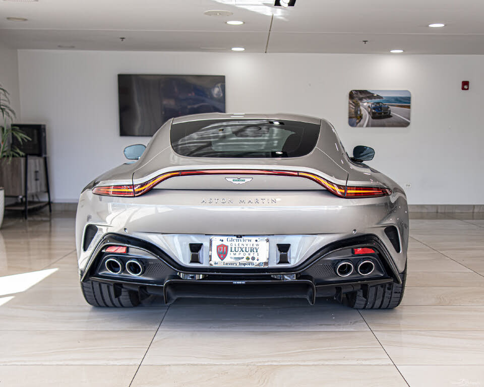 2025 Aston Martin Vantage Coupe RWD photo 13