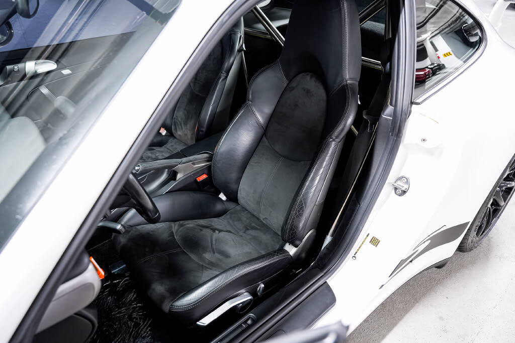 2007 Porsche 911 GT3 Coupe RWD photo 16