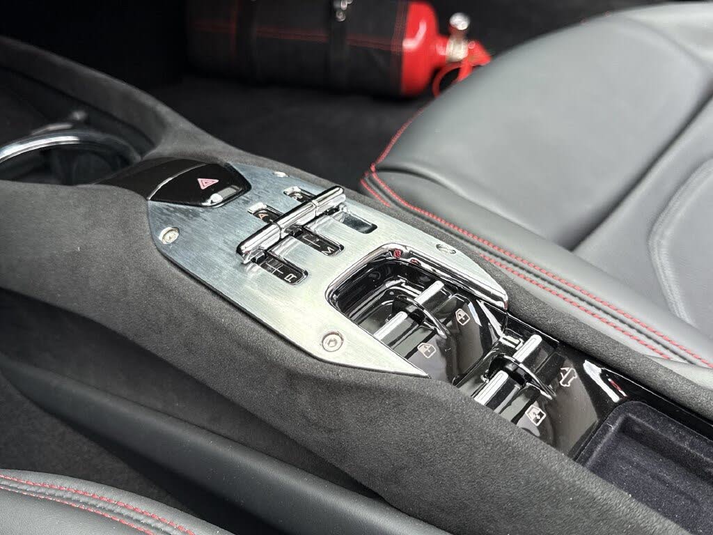 2024 Ferrari 296 GTS RWD photo 20 of 24