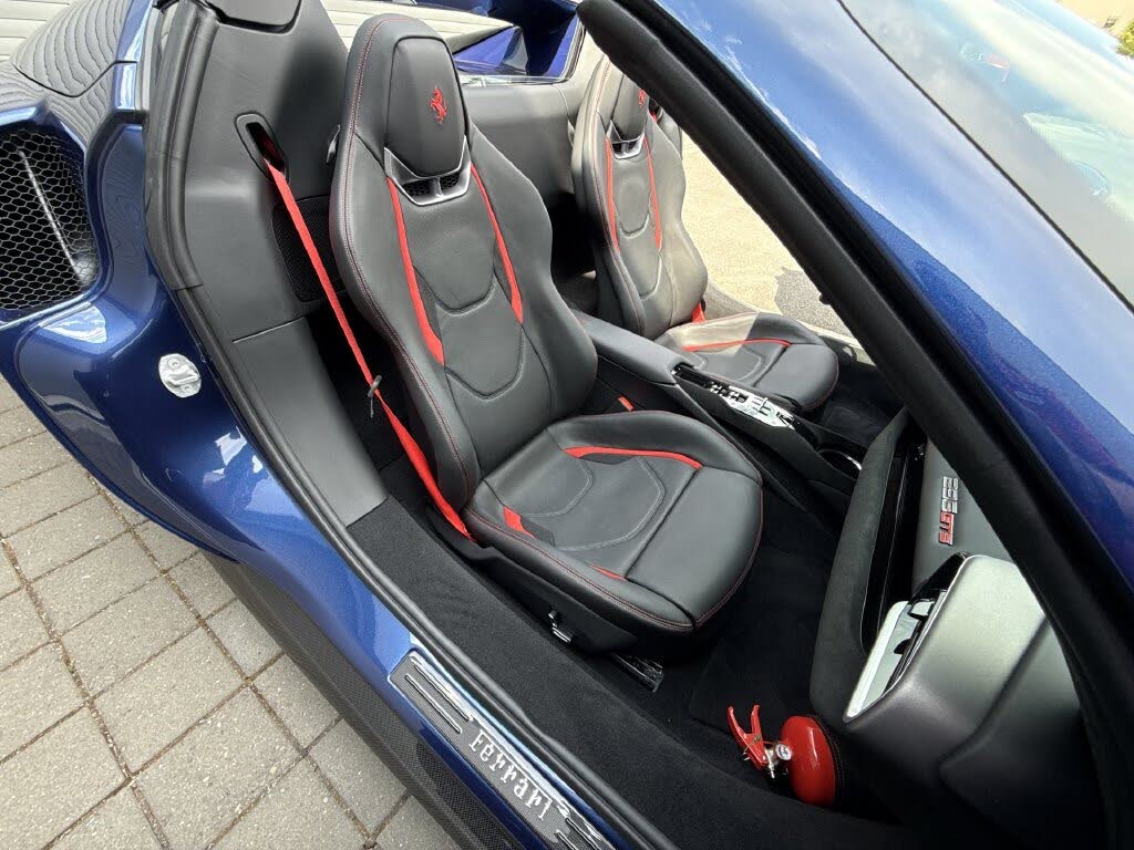 2024 Ferrari 296 GTS RWD photo 23 of 24