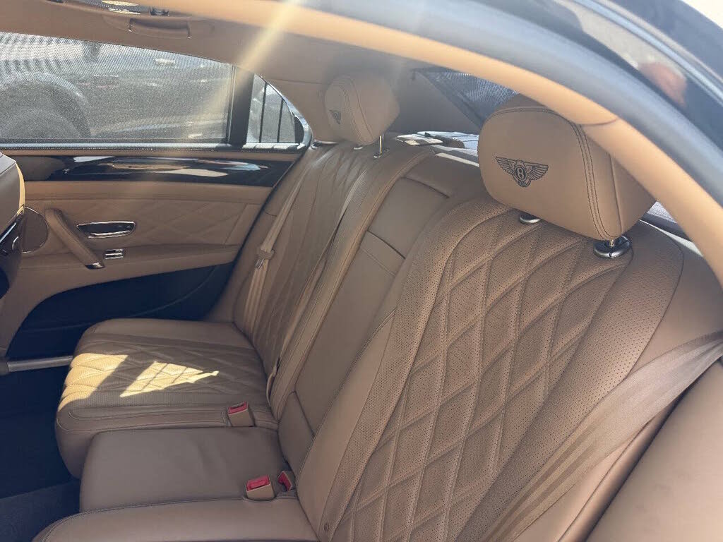 2016 Bentley Flying Spur V8 AWD photo 16