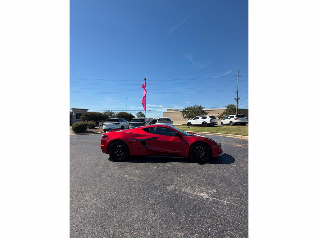 2026 Chevrolet Corvette Z06 1LZ Coupe RWD photo 2