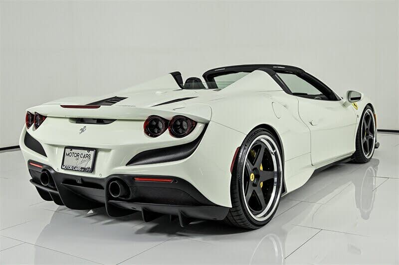 2022 Ferrari F8 Spider RWD photo 13