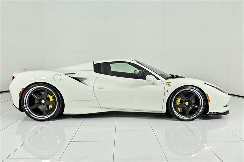 2022 Ferrari F8 Spider RWD photo 23