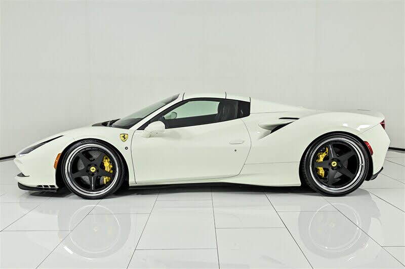 2022 Ferrari F8 Spider RWD photo 24