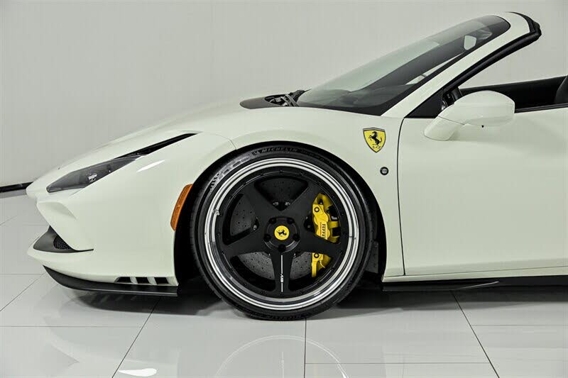 2022 Ferrari F8 Spider RWD photo 8