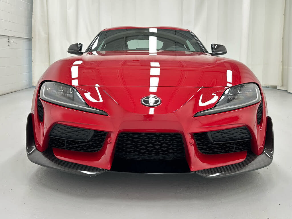 2026 Toyota Supra 3.0 Premium RWD photo 4 of 24