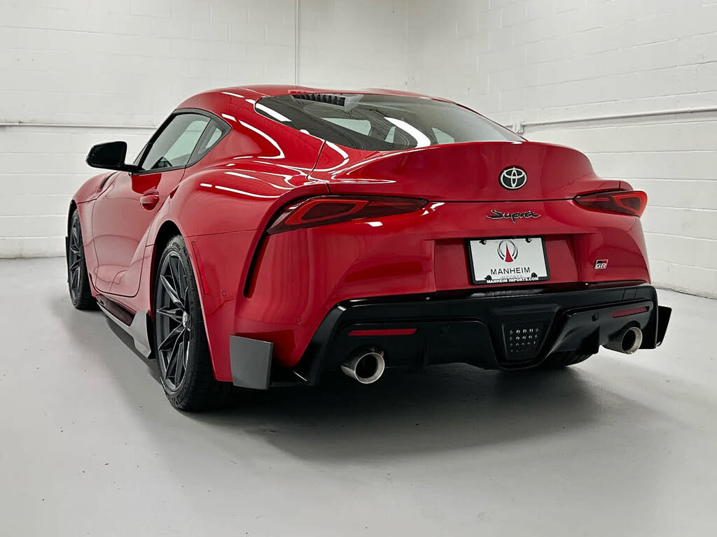 2026 Toyota Supra 3.0 Premium RWD photo 8 of 24