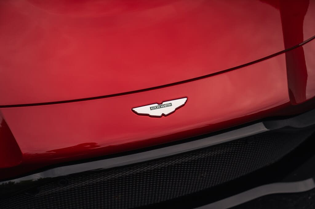 2019 Aston Martin Vantage RWD photo 13