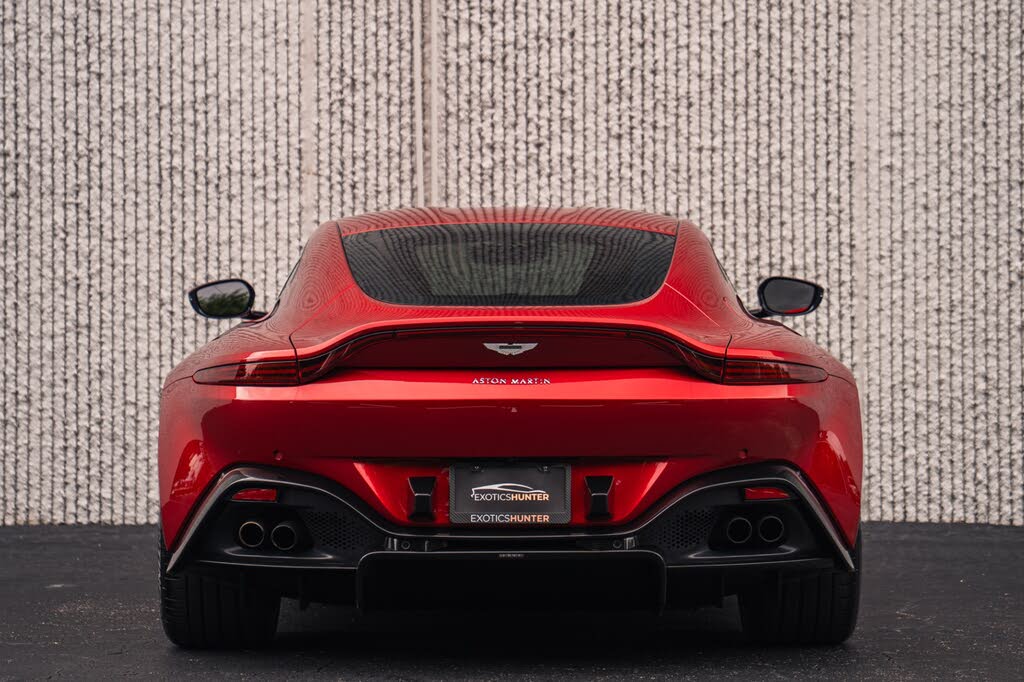 2019 Aston Martin Vantage RWD photo 5