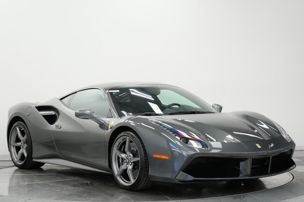 2019 Ferrari 488 GTB Coupe RWD photo 3