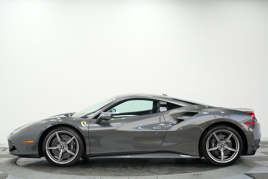 2019 Ferrari 488 GTB Coupe RWD photo 6