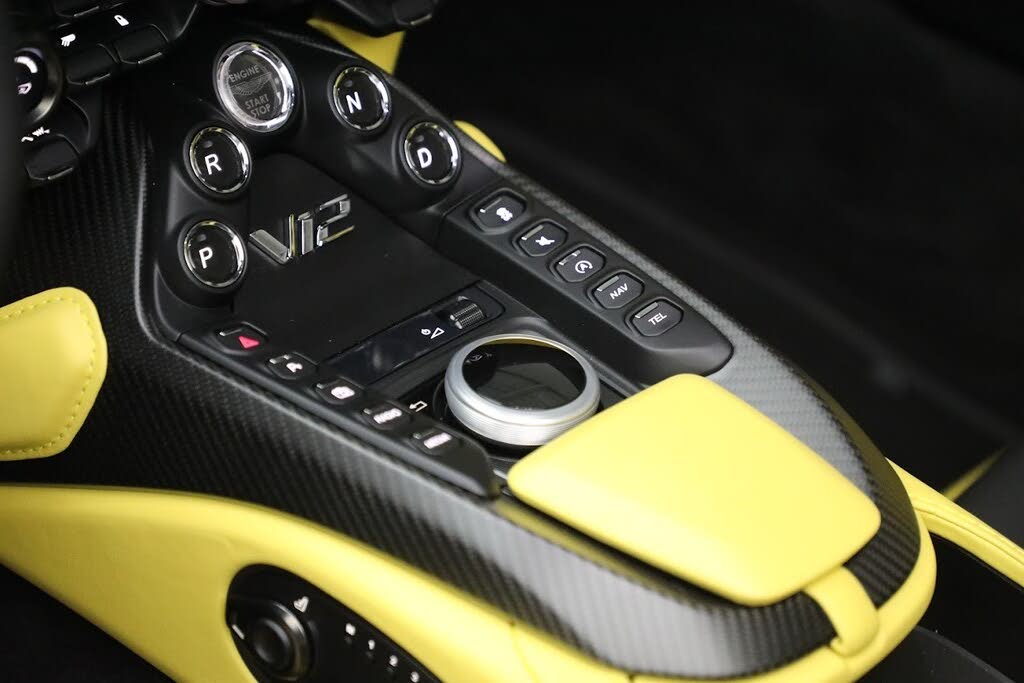 2023 Aston Martin Vantage V12 Convertible RWD photo 22