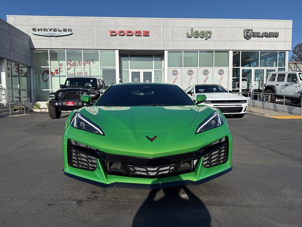 2026 Chevrolet Corvette Z06 2LZ Coupe RWD photo 2