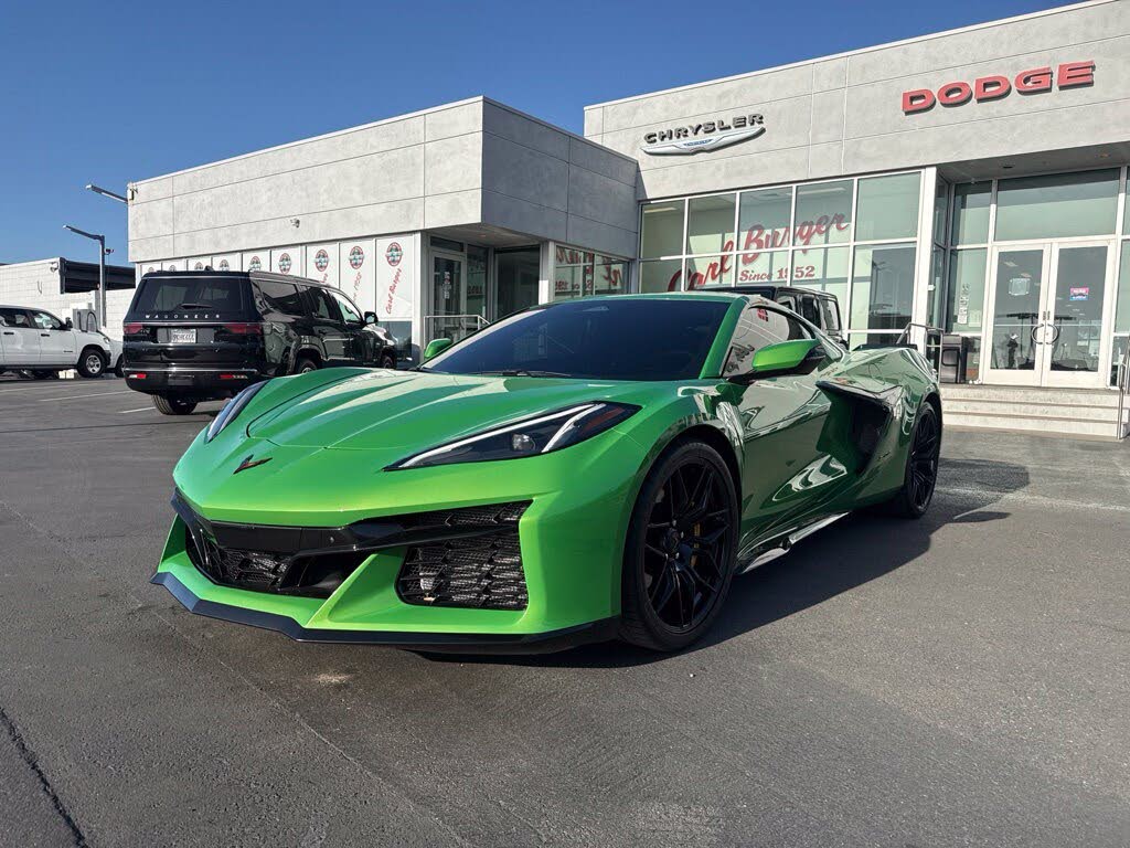 2026 Chevrolet Corvette Z06 2LZ Coupe RWD photo 3