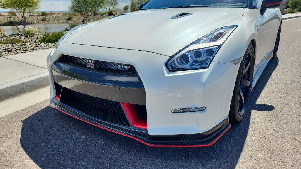 2015 Nissan GT-R NISMO photo 15