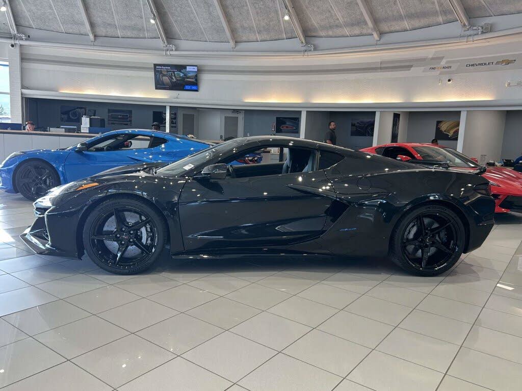 2024 Chevrolet Corvette Z06 3LZ Coupe RWD photo 4