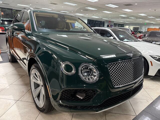 2017 Bentley Bentayga W12 AWD photo 3