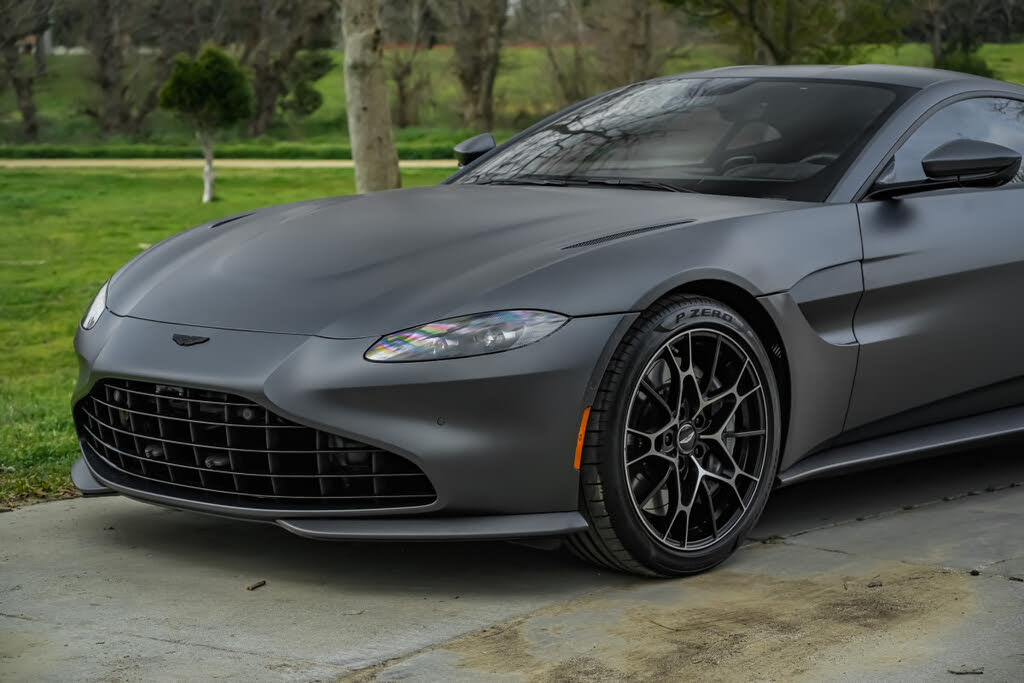 2021 Aston Martin Vantage Coupe RWD photo 5
