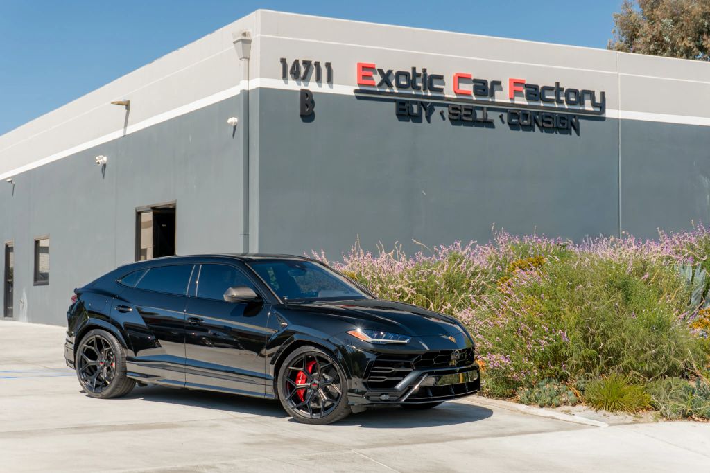 2020 Lamborghini Urus AWD
