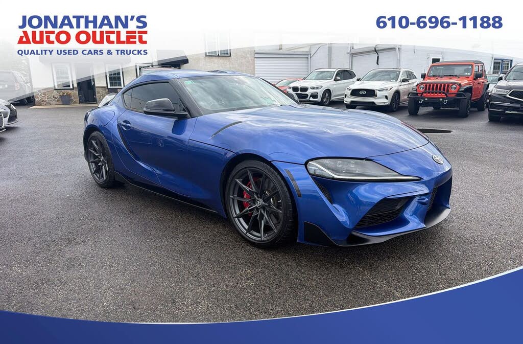 2026 Toyota Supra 3.0 Premium RWD photo 3 of 24