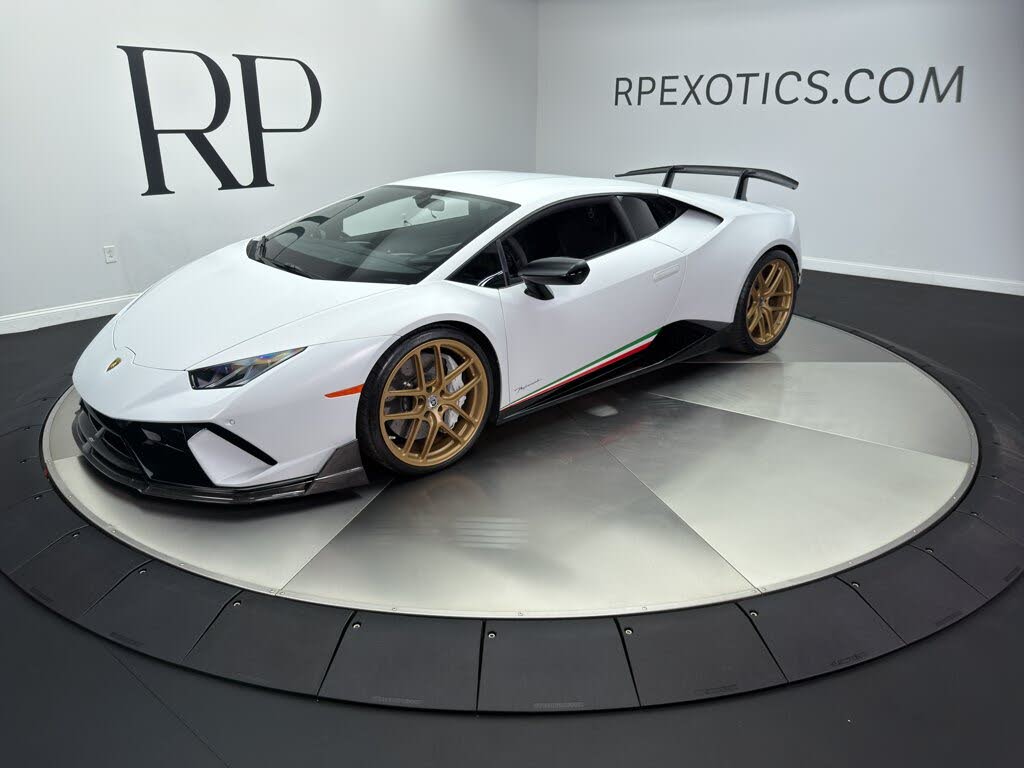 2018 Lamborghini Huracan LP 640-4 Performante Coupe AWD
